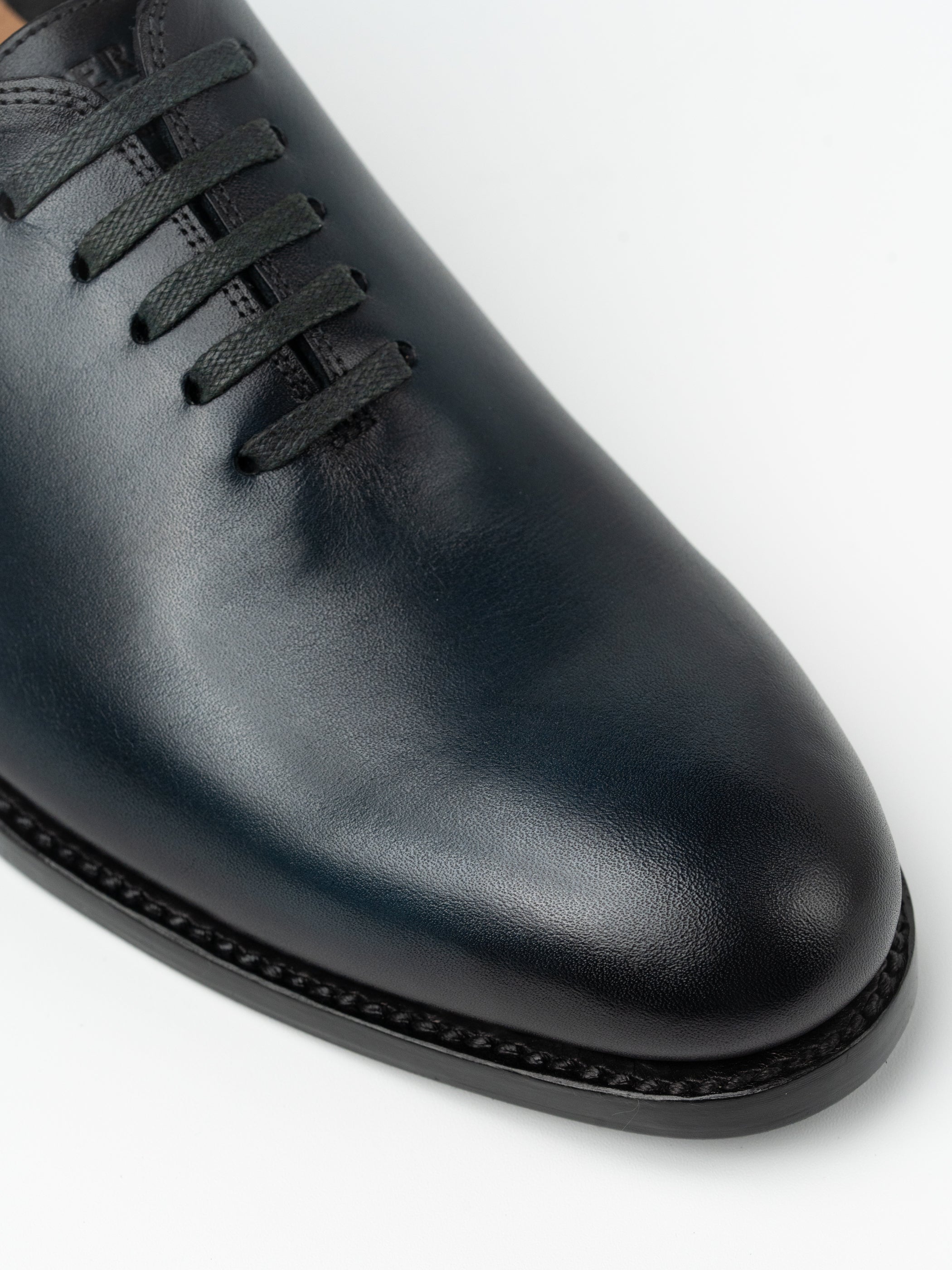 Wholecut Navy Blue