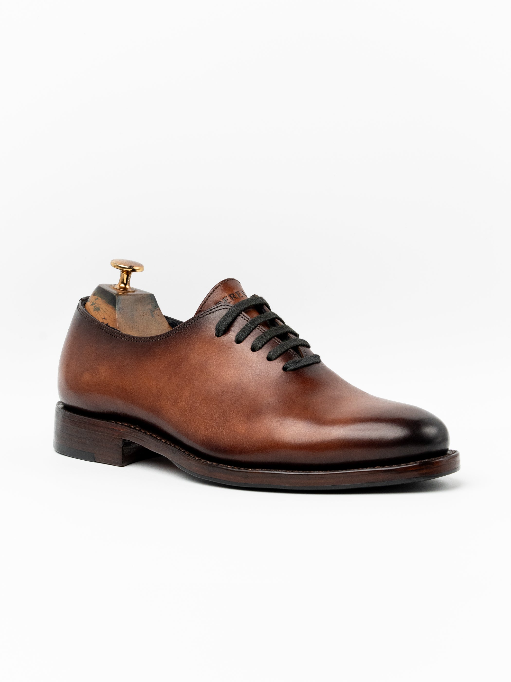 Wholecut Nut Brown